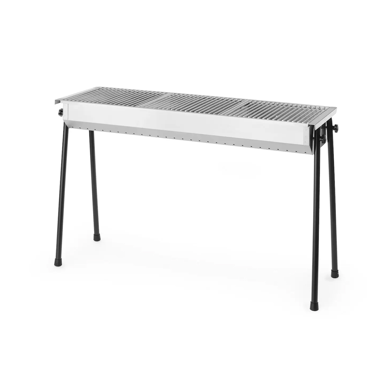 Hendi Resto faszenes grill 1145x380x770 mm méretben, 3 ráccsal és levehető lábakkal az egyszerű tárolás érdekében. Kültéri használatra alkalmas.