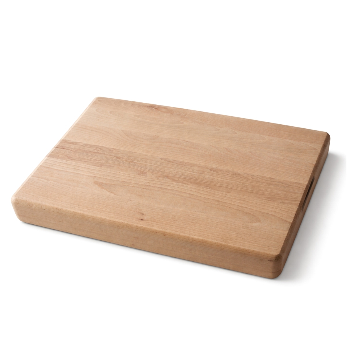 A masszív bükkfa vágódeszka fogantyúkkal, 50 × 35 cm méretben ideális élelmiszerek vágásához és hús klopfolásához is. Erős kivitel, 7,5 cm vastagsággal.