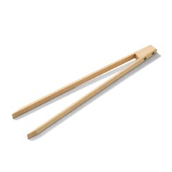 A 30 cm-es bükkfa szervírozó csipesz alkalmas uborka, zöldség, saláta és egyéb köretek tálalásához.