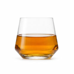 Pohár na whisky Pure - 389 ml z Tritan™ Crystal skla s technológiou Glass Protect️ je elegantný pohár na whisky a destiláty, ideálny pre gastro prevádzky.