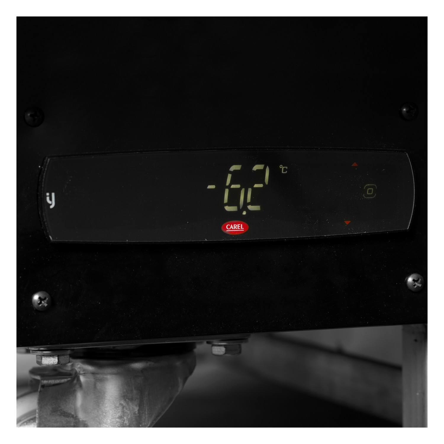 chladiaca mraziaca vitrina samoobsluzna ventilovana 213 l tefcold 3.jpg